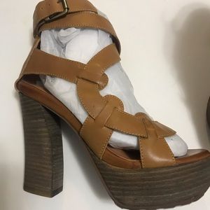 Leather platform heels size 6